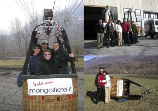 Passeggeri sorridenti dopo il volo